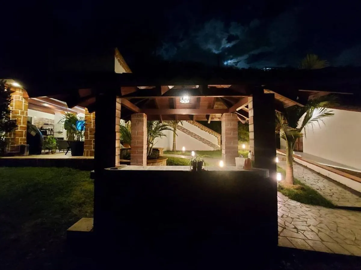 Villa Hermosa Finca Familiar y Campestre - Villasolexperience Rionegro Colombia
