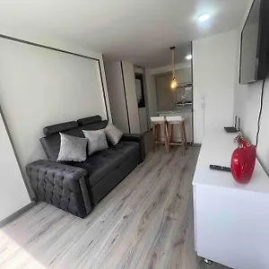*hermoso Y Comodo Apartamento Cerca Al Aeropuerto , Bogotá Colombia